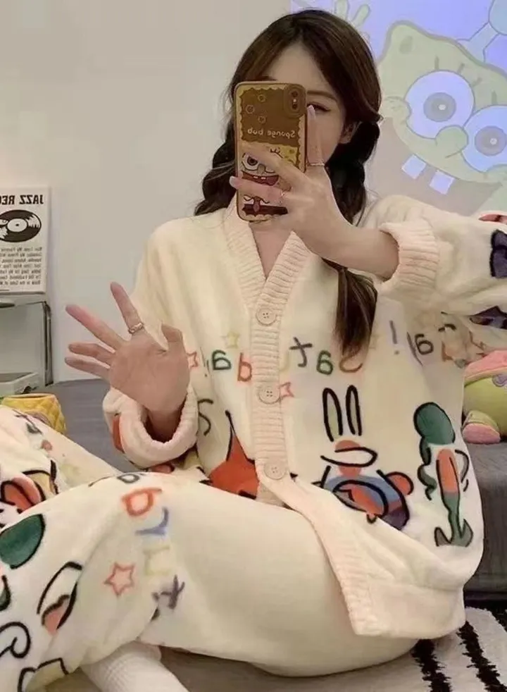Autumn and winter long-sleeved coral velvet pajamas
