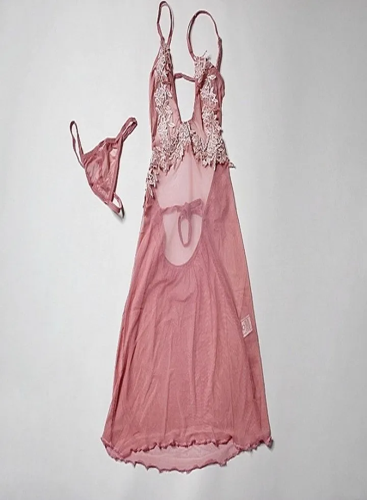 Baby doll nightgown with multicolored lace details