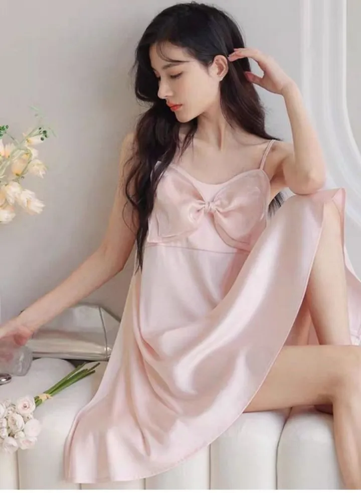 Mesh suspender nightgown