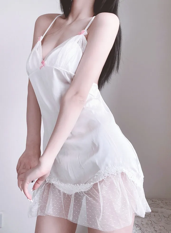 ice silk suspender nightdress