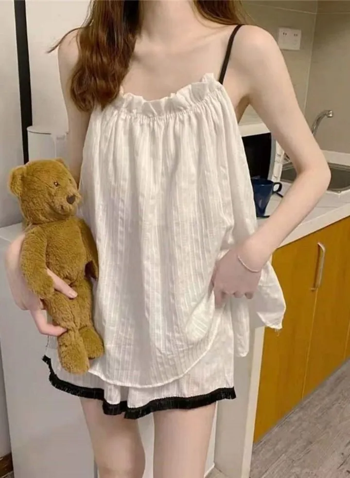 Thin suspender pajamas set