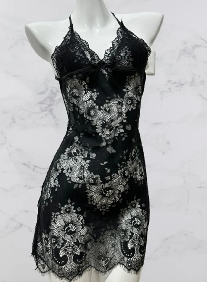 Women Comfortable Backless Lace Detail Nightdress Black