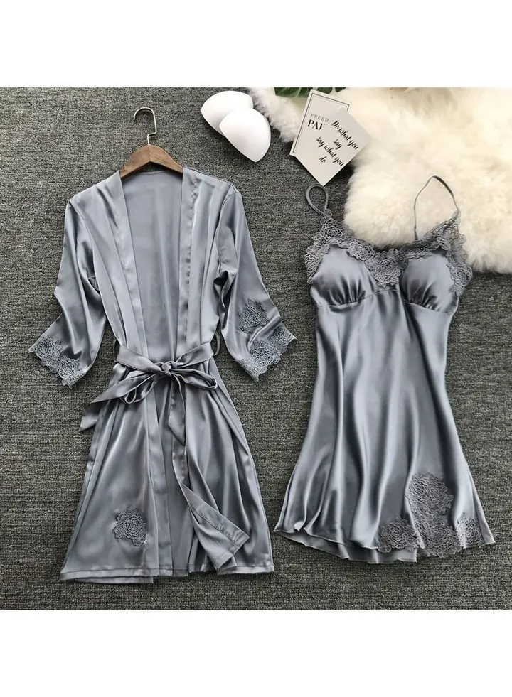 Two-piece romantic short-sleeved women's nightgown