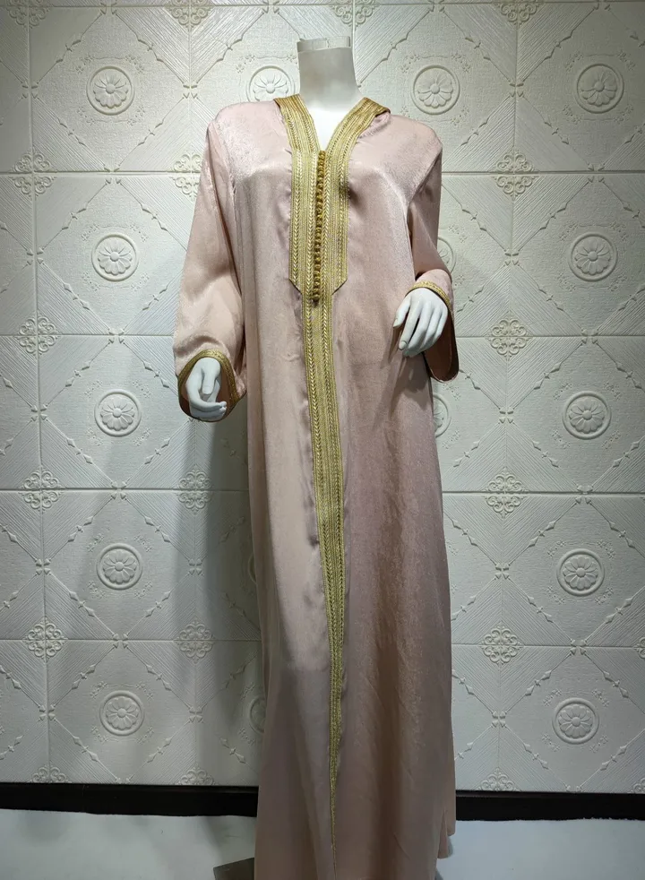 High quality women's nightgown