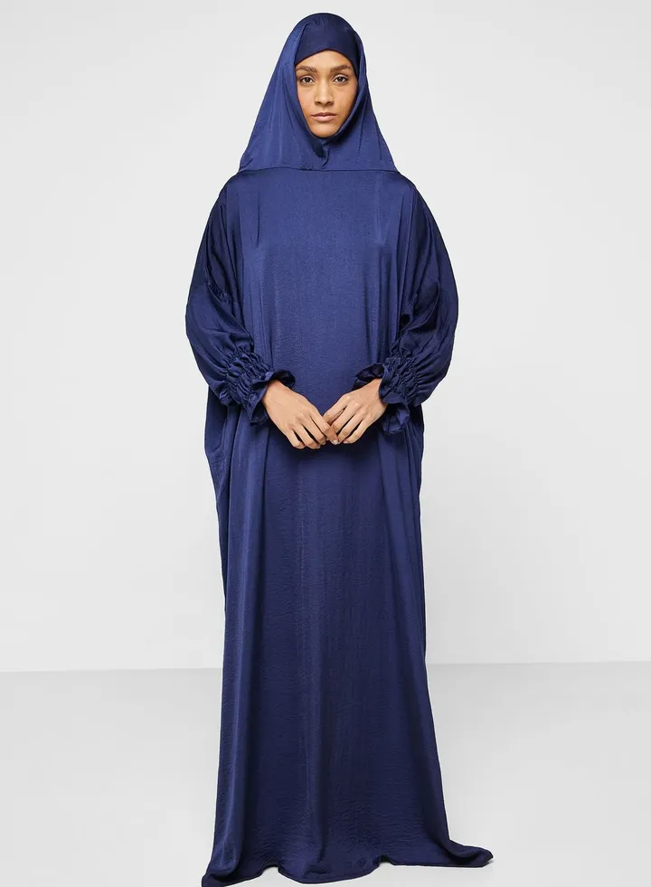 Hooded Knitted Prayer Abaya