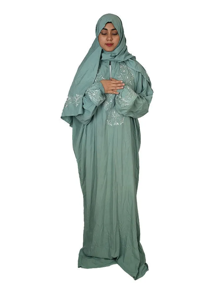 Islamic Women Prayer Dress Spacious And Comfortable Excellent Material
