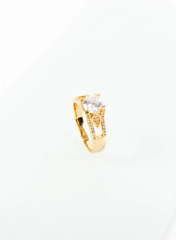 Chinese Gold Zirconic Ring Size 9