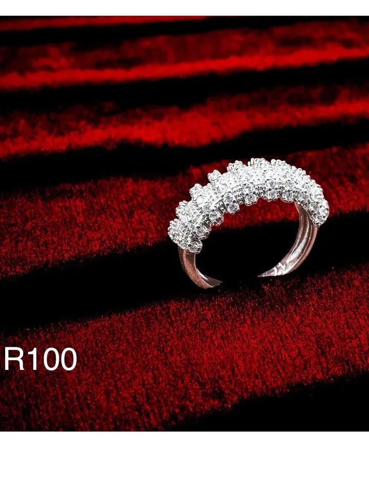 Platinum Plated Ring For Women With Zircon Stone - Silver