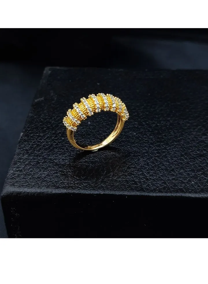 Women's Ring, Gold Plated, High Quality With Sparkling Zircon