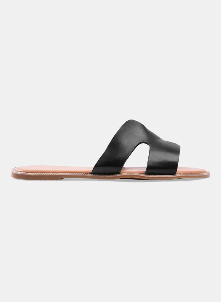 Comfortable And Stylish Flip Flop Slides Black