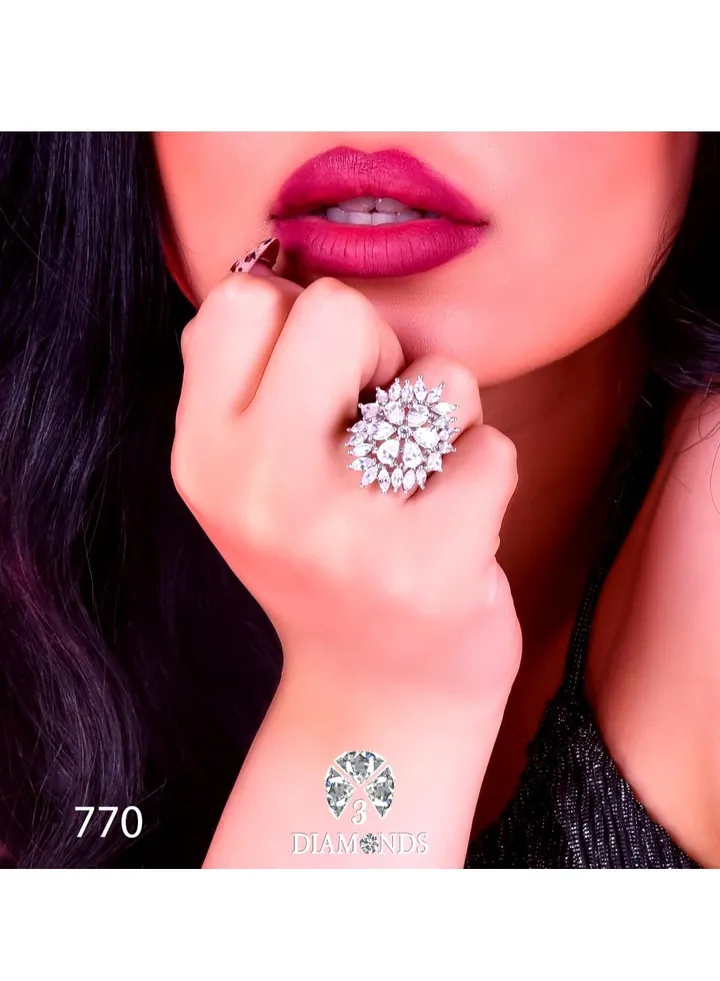 Platinum Plated Ring For Women With Zircon Stone - Silver