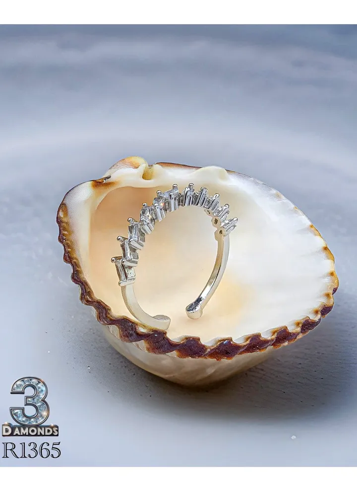 Platinum Plated Ring For Women With Zircon Stone - Silver