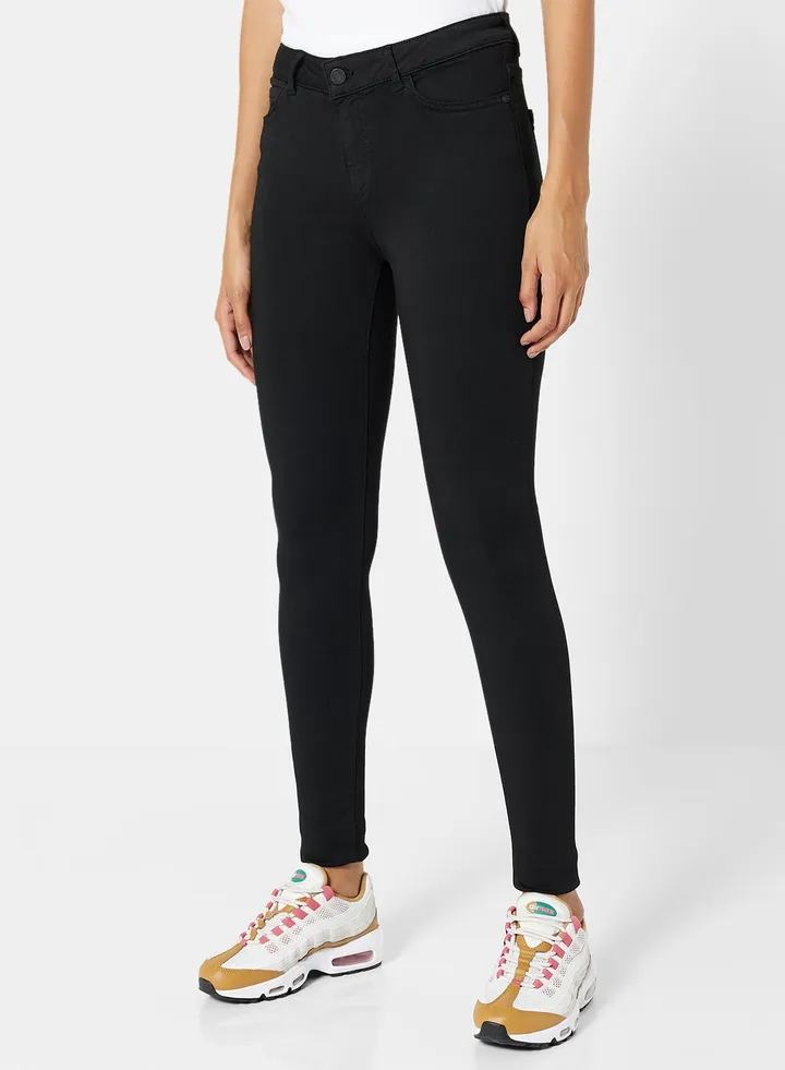 Lucy Skinny Jeans Black