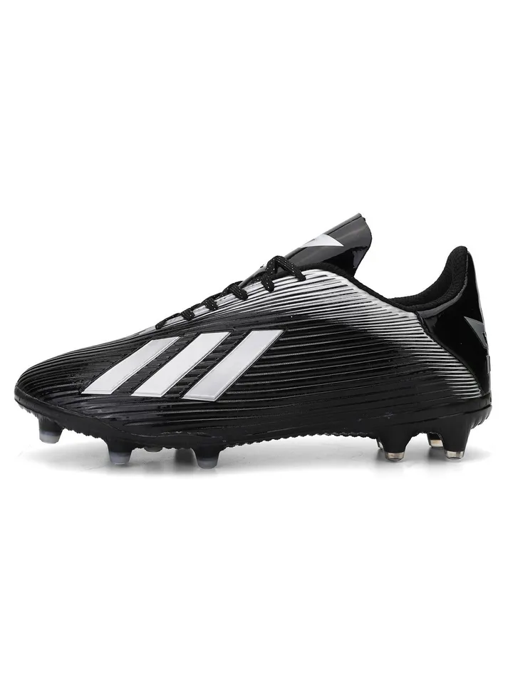 Adult training low top football boots