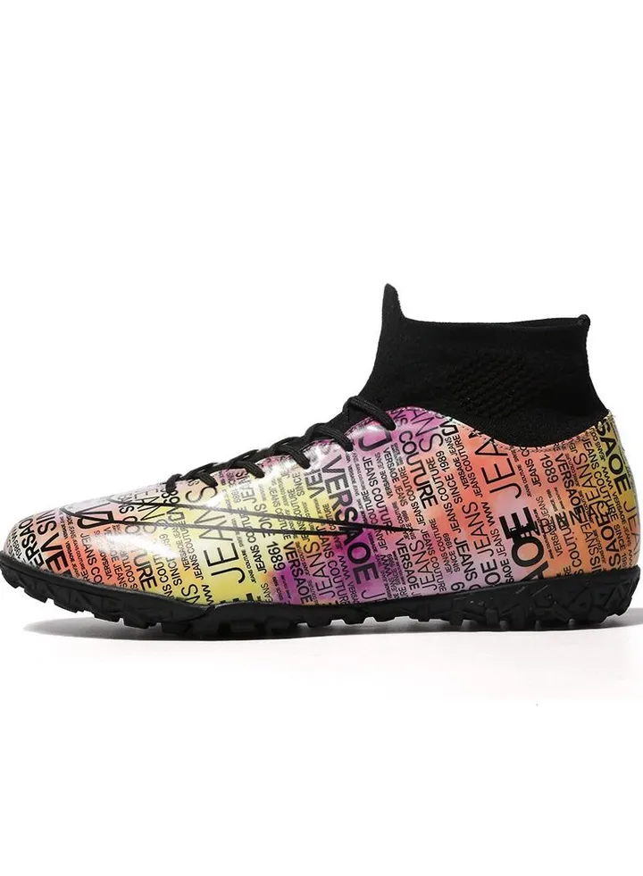 New High Top Comfortable and Breathable Football Shoe