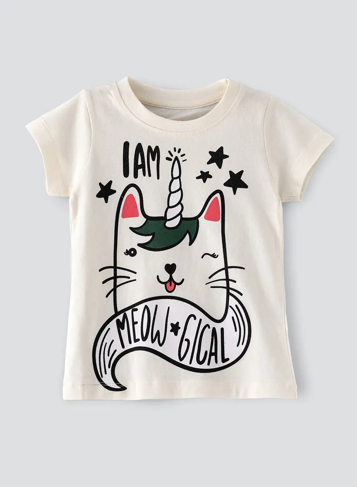 Basic round neck graphic t-shirt