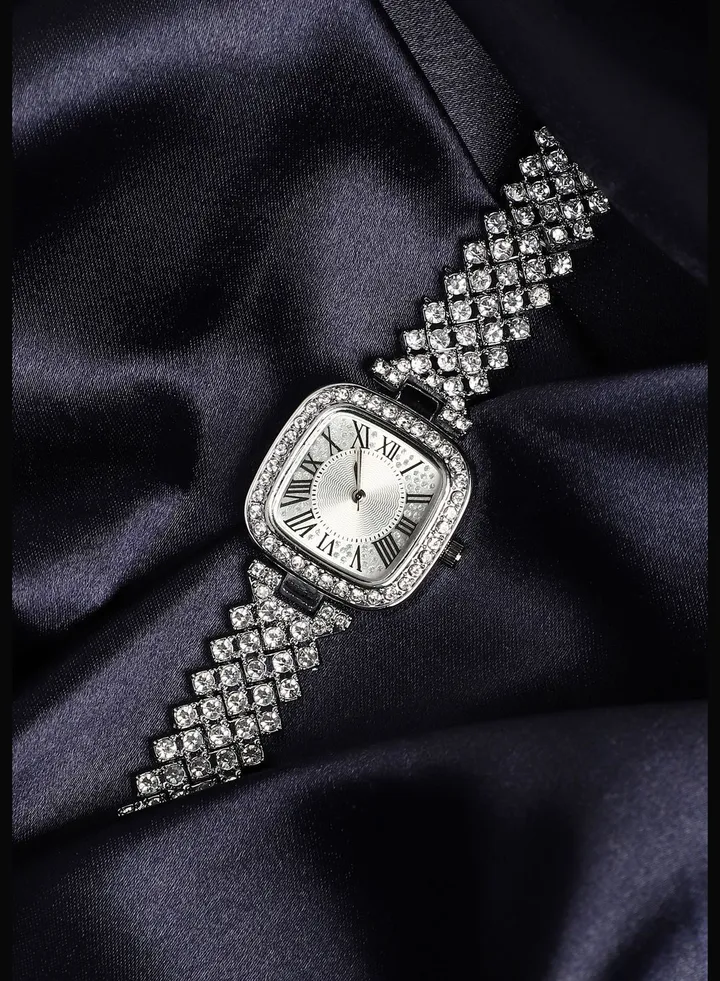 Stainless Steel Strap Casual Square Analog Watch For Women