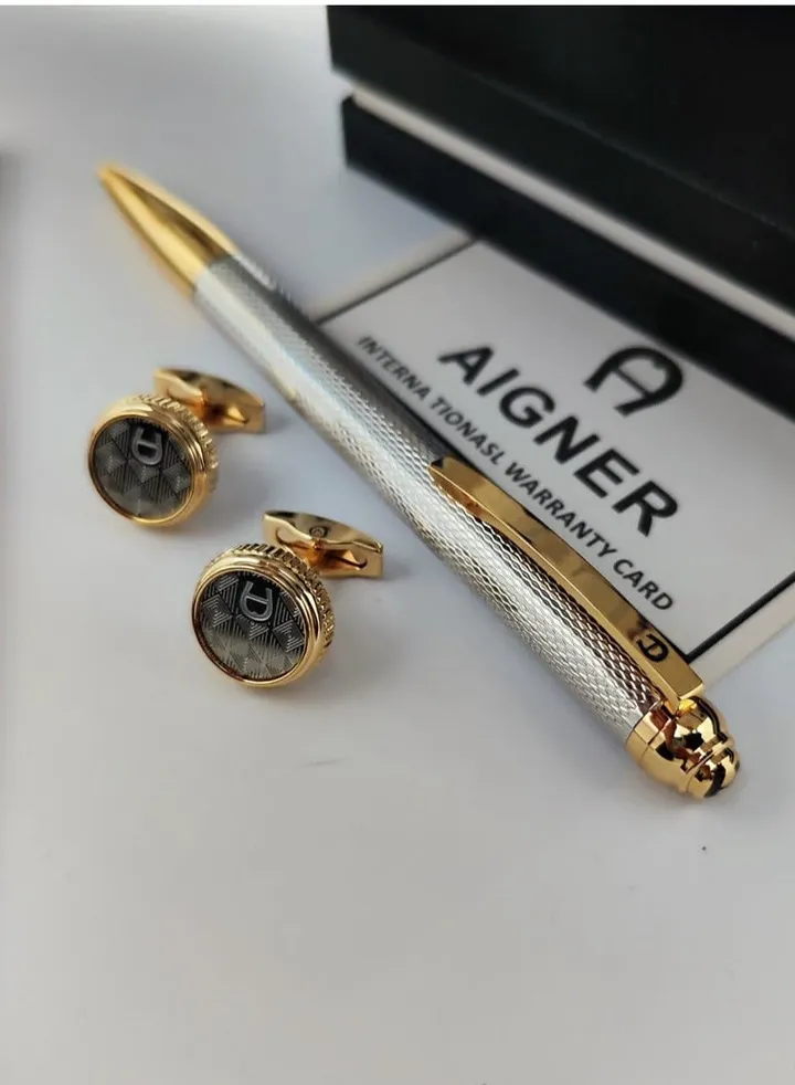 A set of Aigner pen and cuff