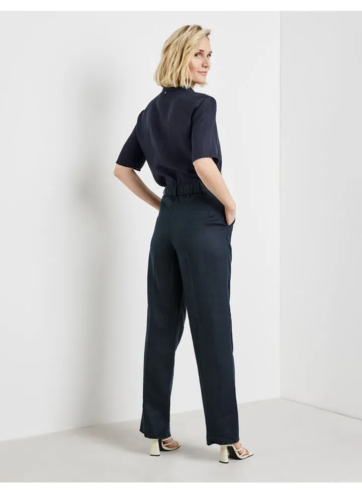 Wide-leg trousers made of pure linen