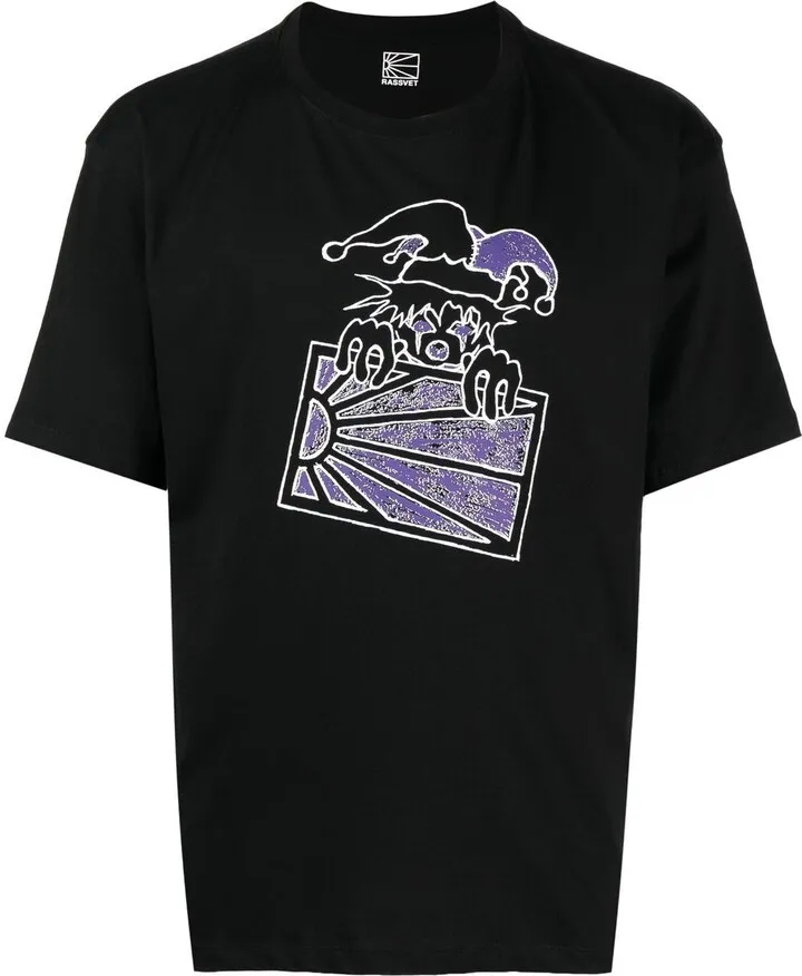 graphic-print T-shirt
