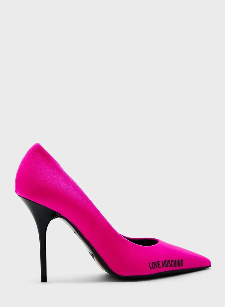 Rubber Logo Pumps