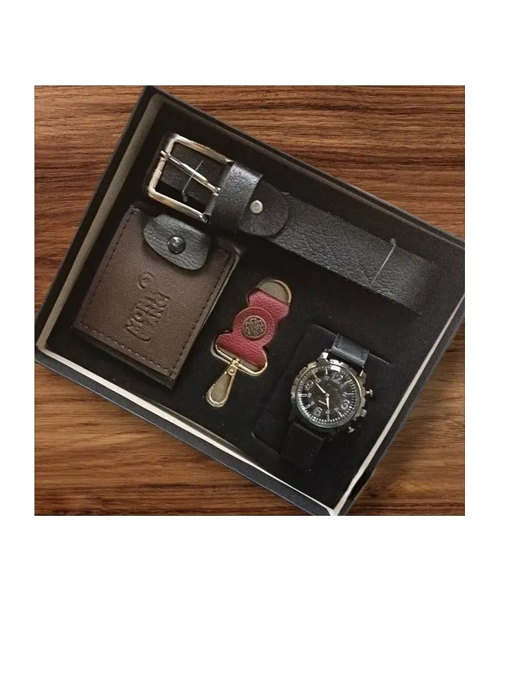 Men's Gift Accesory Set with a Modern Elegance Design