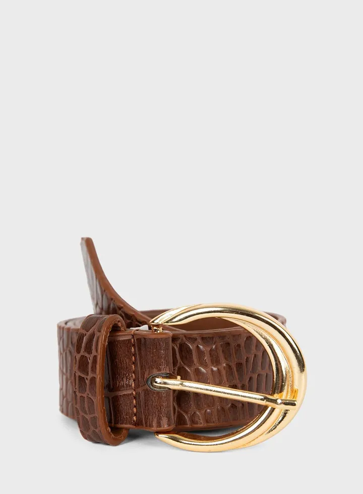 Buckle Allocated Hole Belt