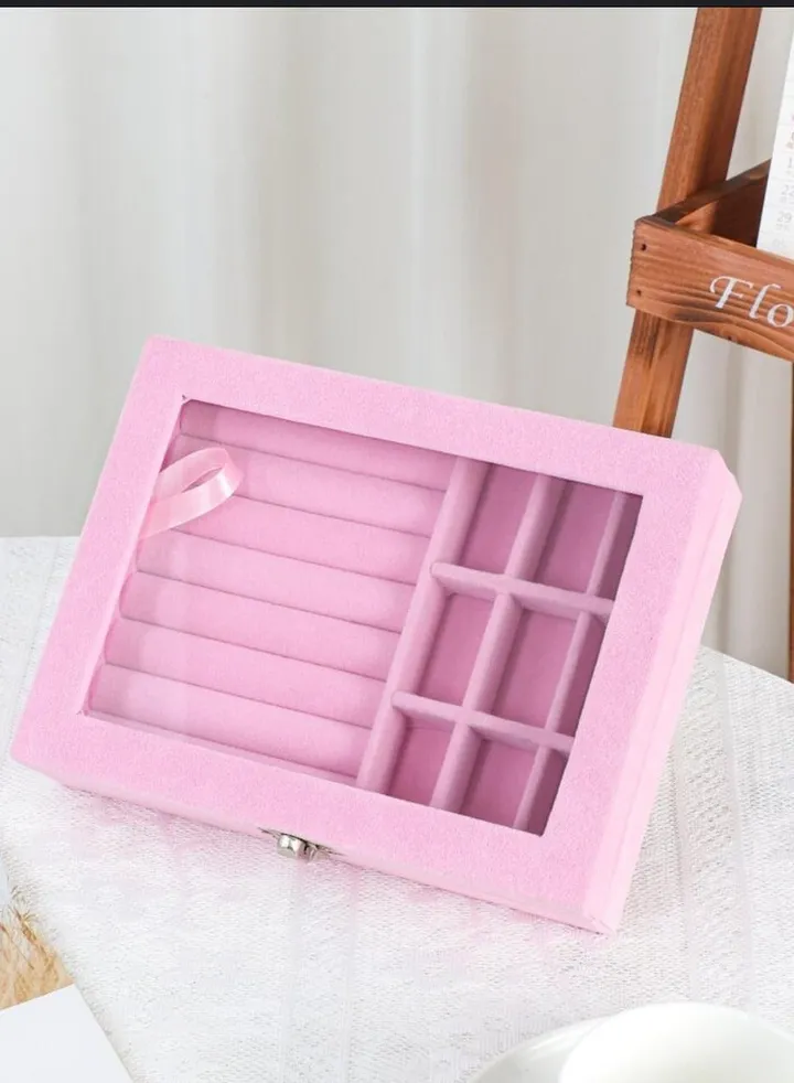 Pink accessories and jewelry organizer