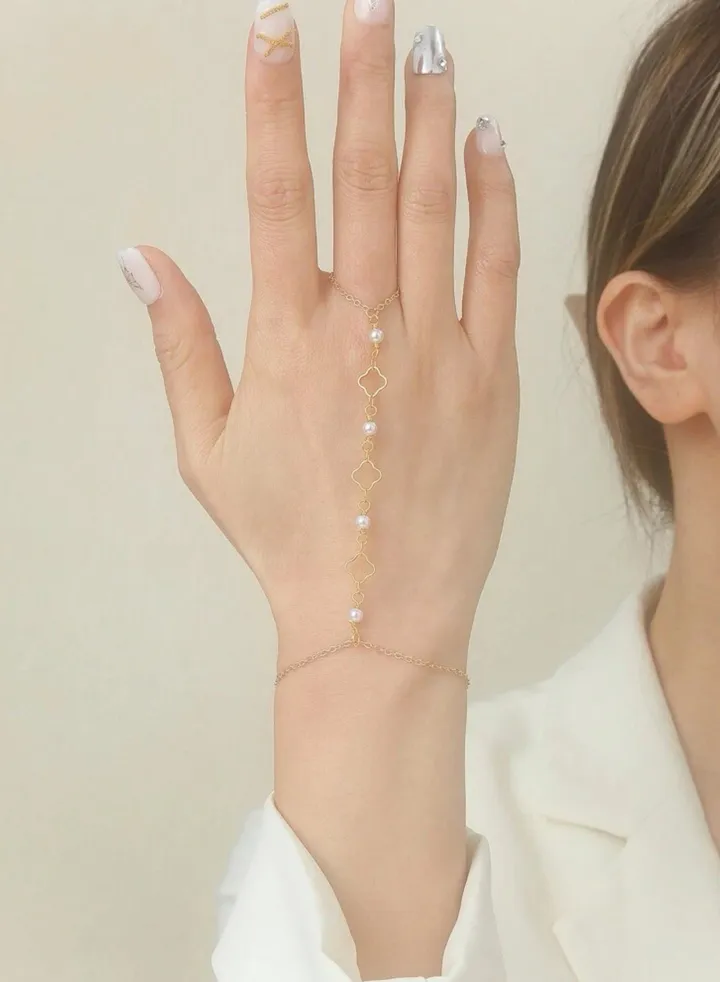 18k Gold Plated Stainless Steel Bracelet With Connected Ring For Women