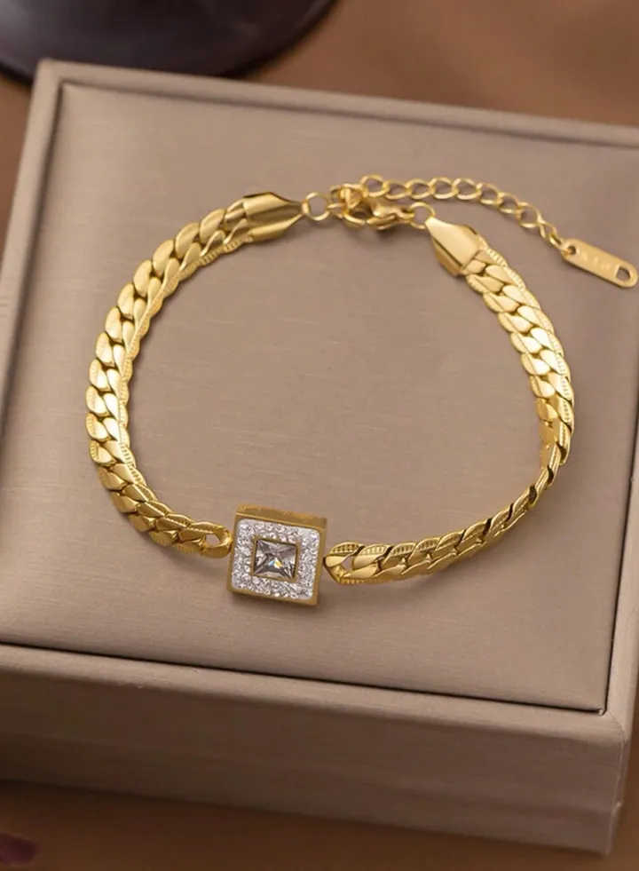 Elegant Gold Plated Stainless Steel Bracelet For Women