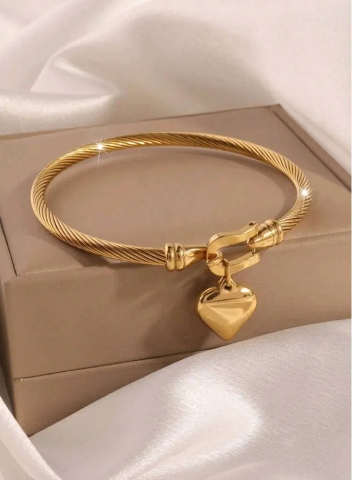 High Quality Stainless Steel Trendy Bracelet For Women