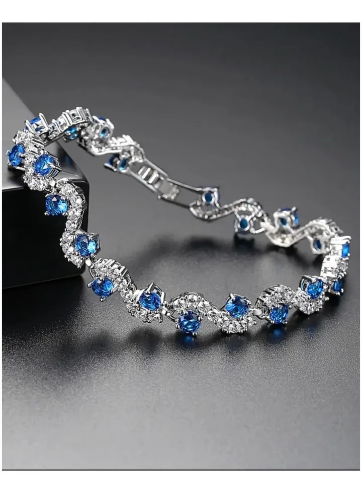 Elegant Silver Plated Cubic Zircon Bracelet For Women Size 17cm