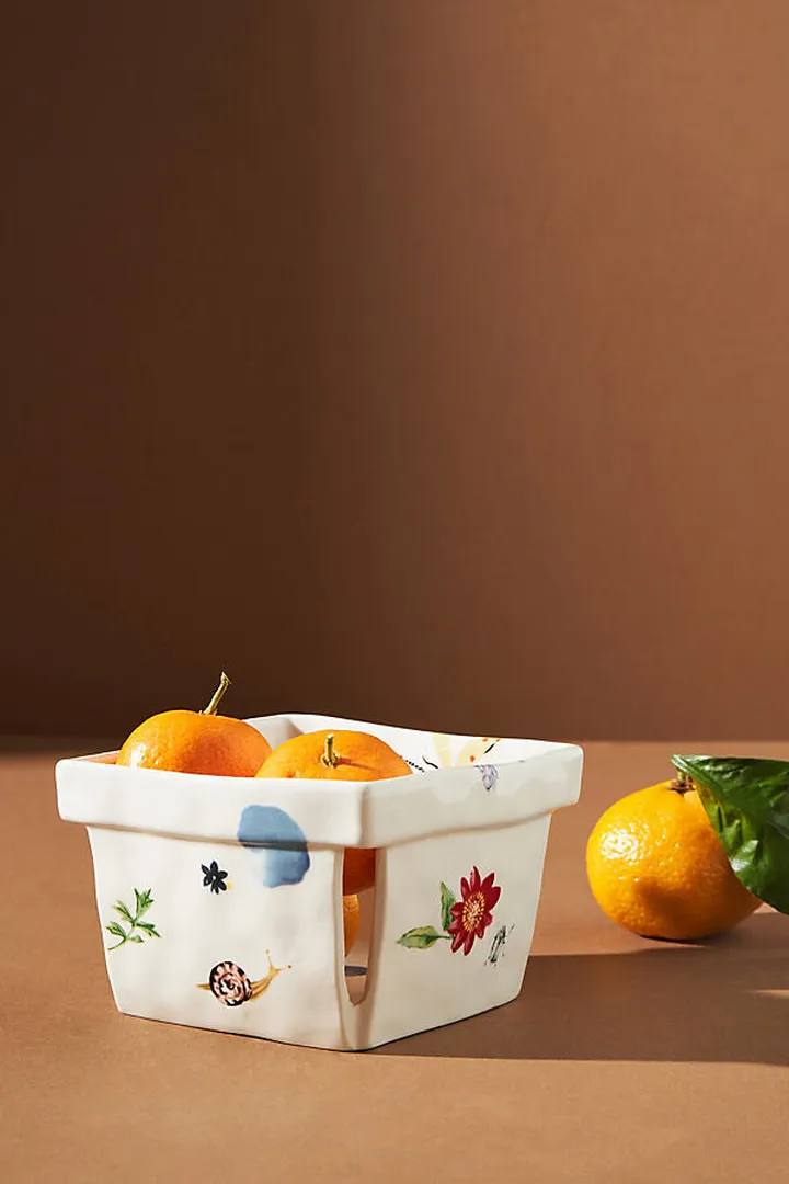 Monarch Berry Basket White