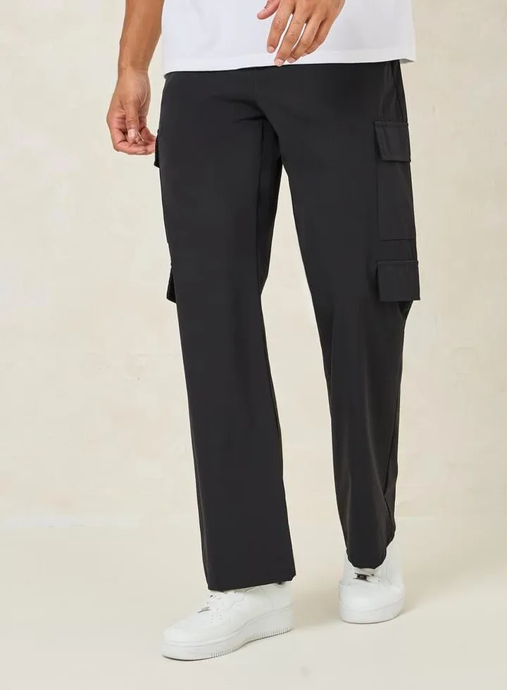 Relaxed Fit Cargo Pocket Detail Pants