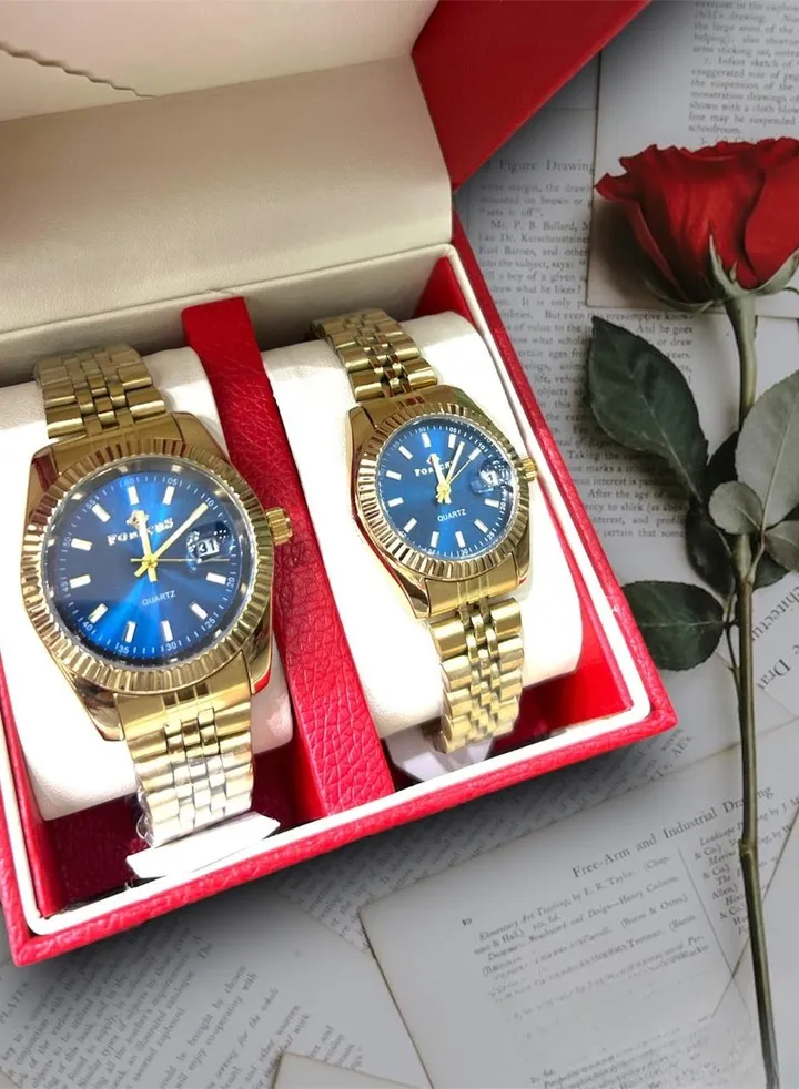 A high-quality waterproof couple watch set inspired by the famous Rolex watches
