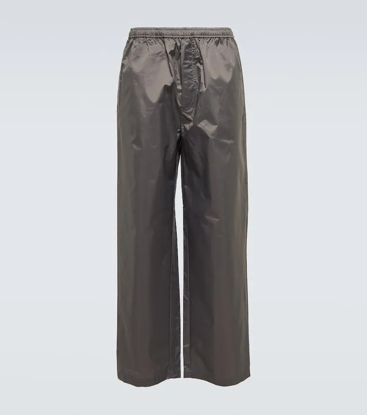 Wide-leg pants