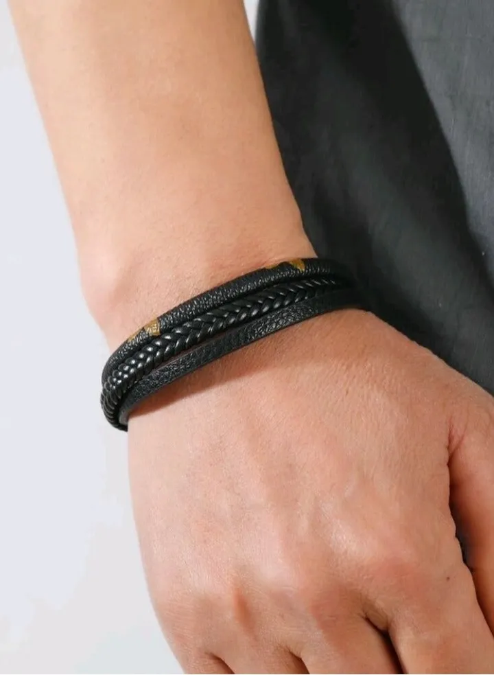 Trendy Fashionable Bracelet For Men High Quality