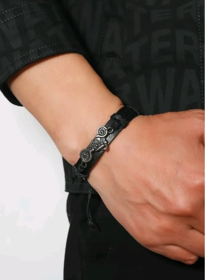 Trendy Fashionable Bracelet For Men High Quality