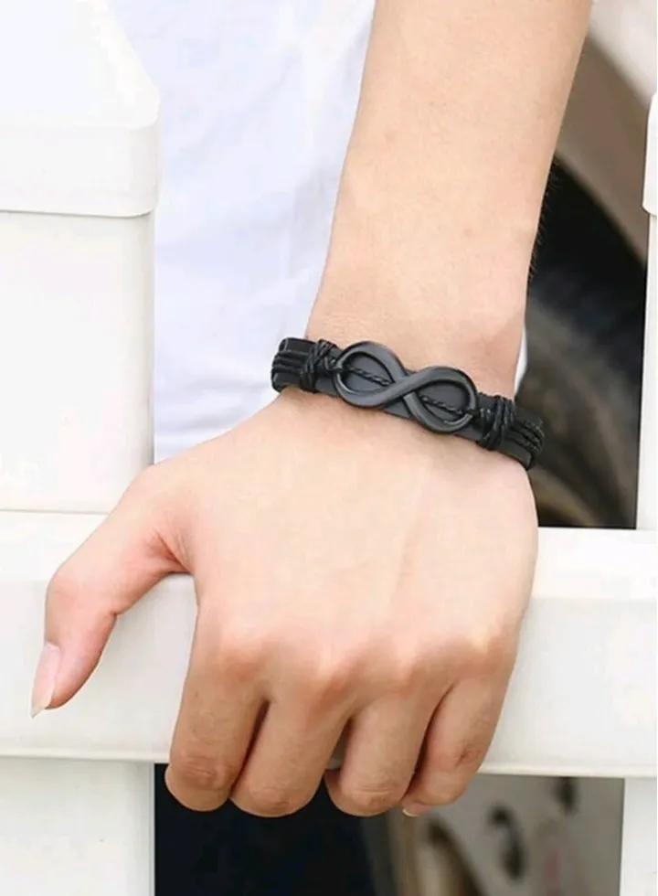 Trendy Fashionable Bracelet For Men High Quality