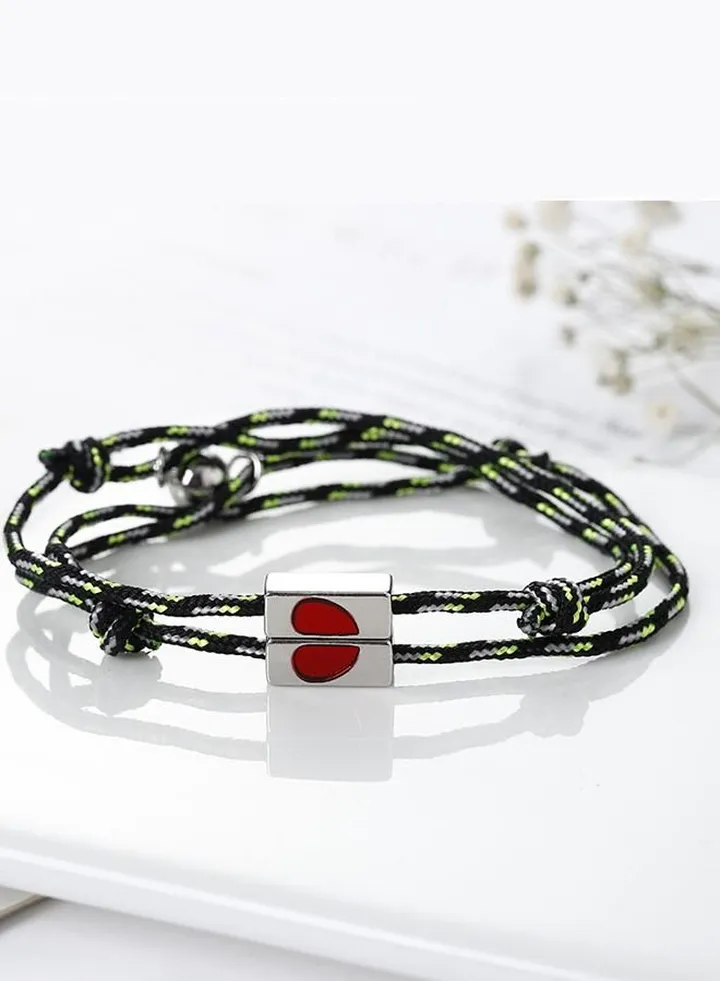 2-Piece Magnetic Heart Alloy Bracelet