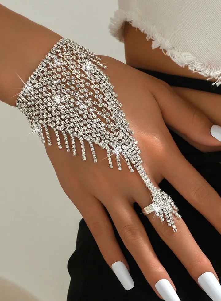 Bracelet with an elegant design ring women's bracelet ring silver