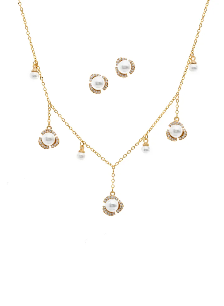 Soft set decorated with pearls