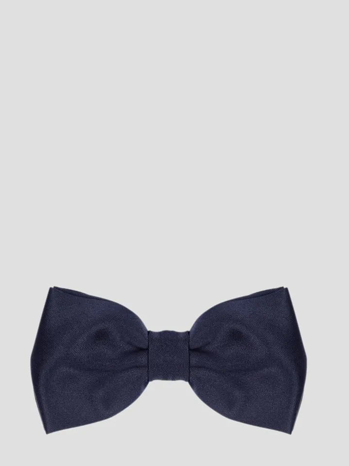 Tagliatore satin bow tie.