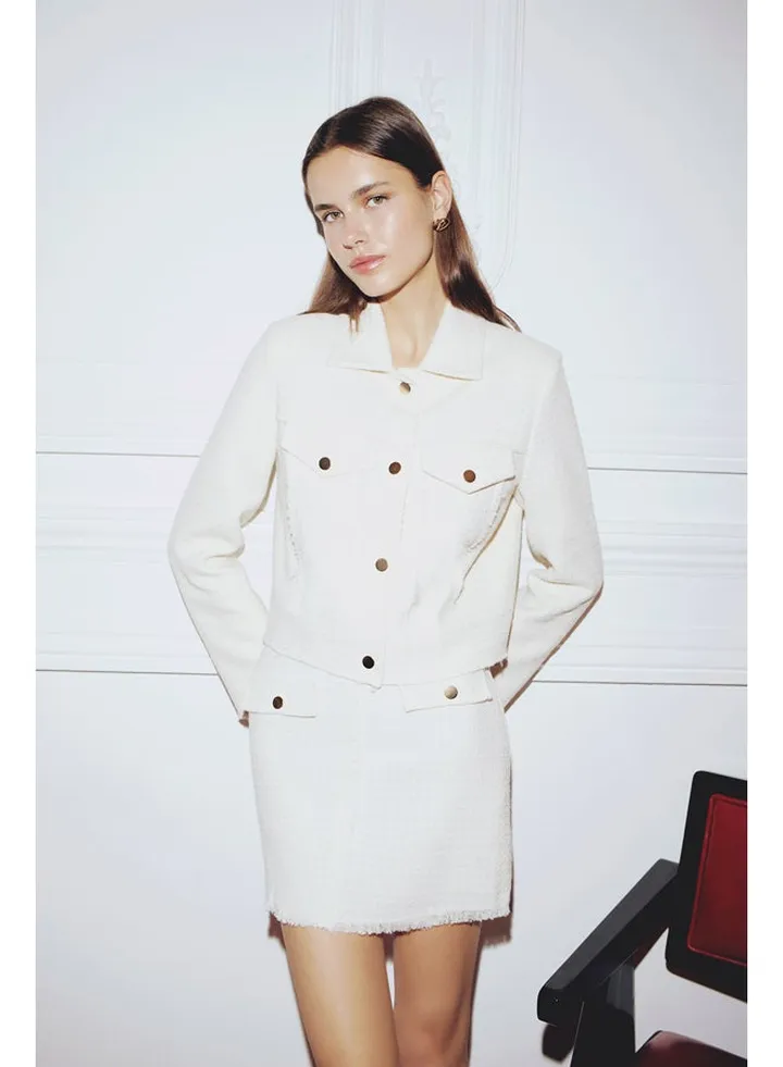 Woman Smart Casual Cropped Fit Shirt Neck Long Sleeve Blazer