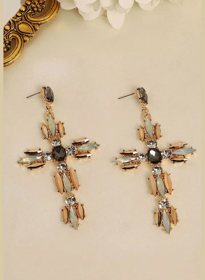 Gold Plated Designer Stone Western Wear Drop Earring For Women