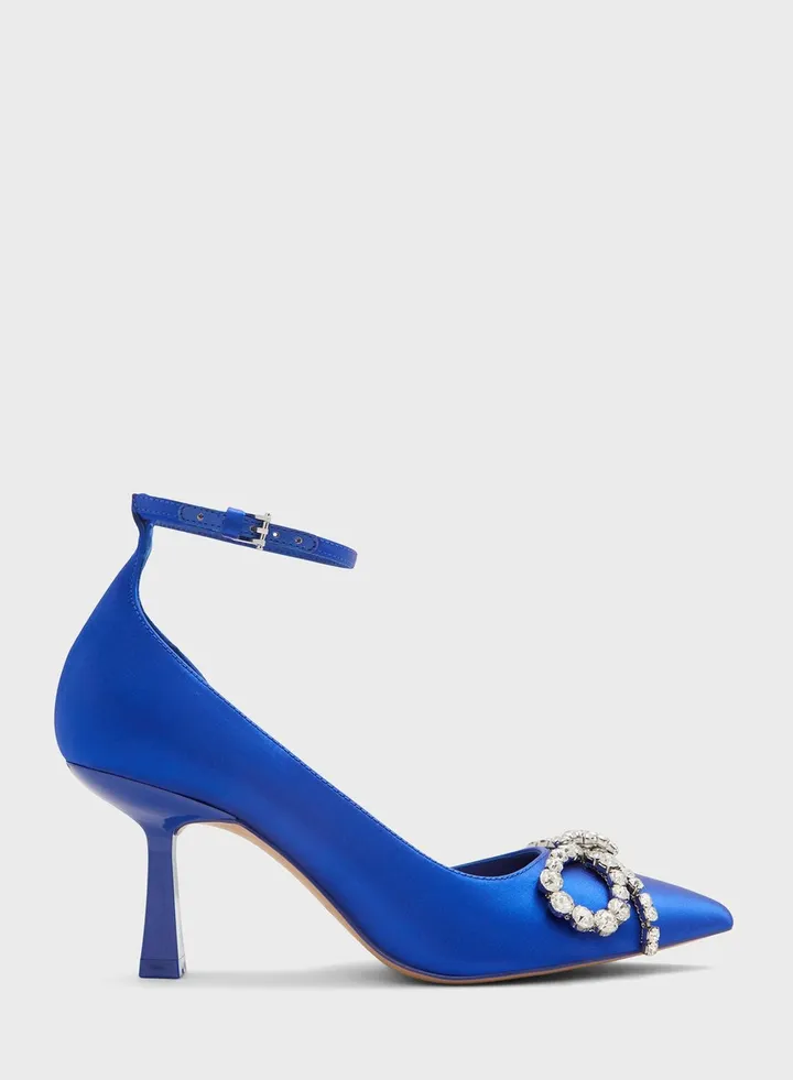 Aurah Pumps