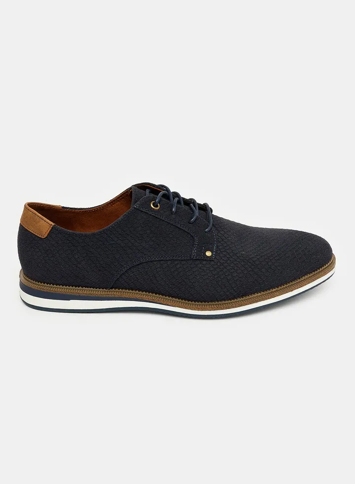 Low Top Sneaker