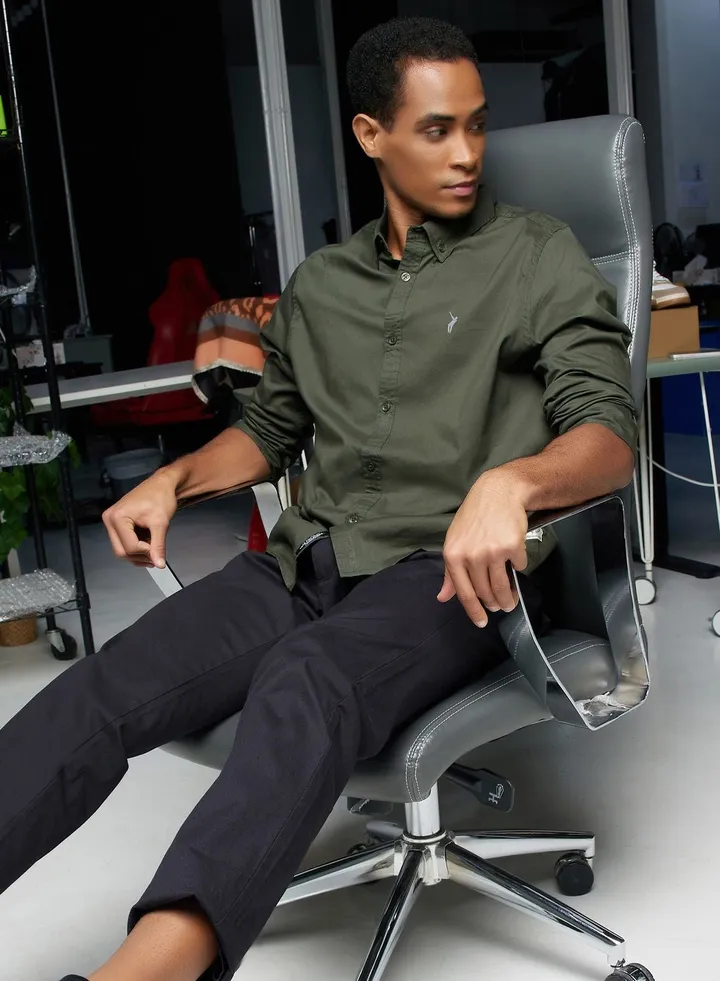 Thomas Scott Classic Spread Collar Cotton Shirt