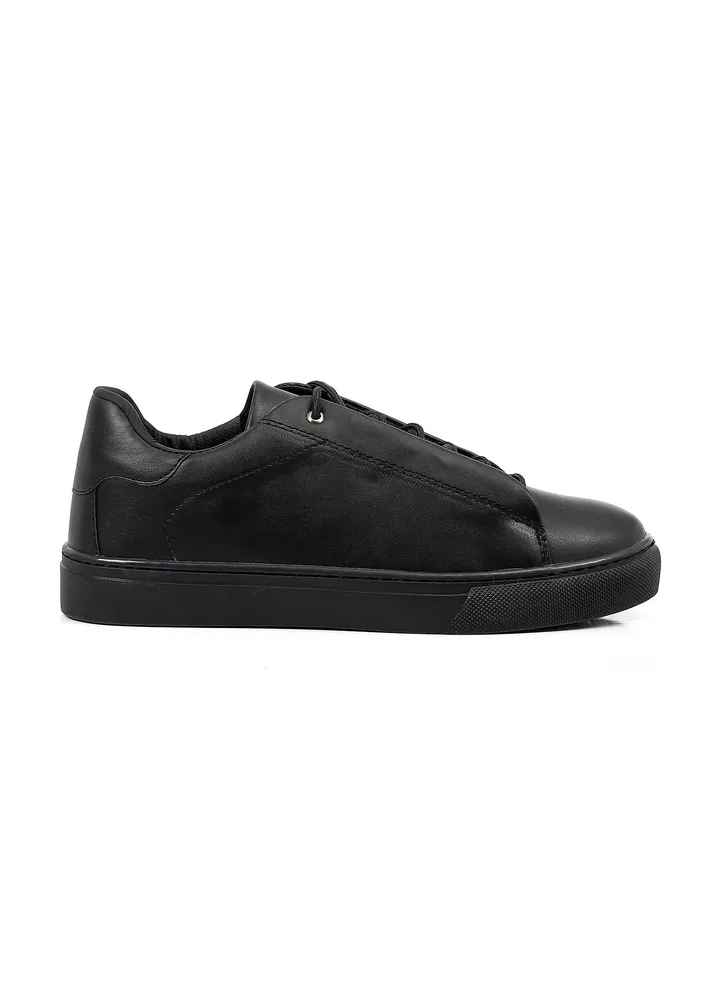 Casual Lace Up Sneakers - Black