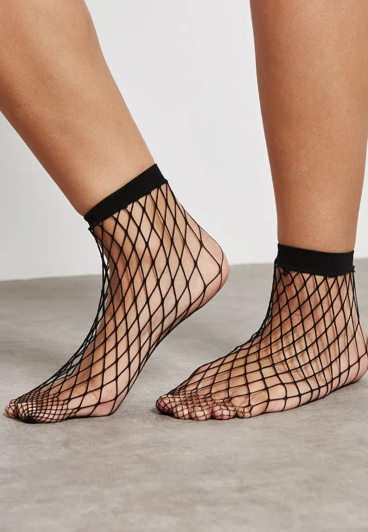 Ankle High Fishnet Socks Black
